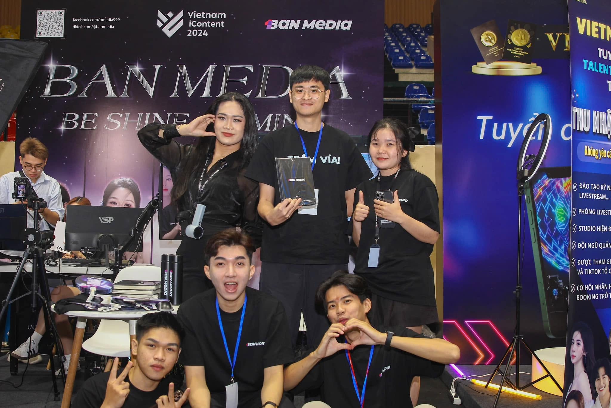 Đội ngũ BM ENTERTAINMENT tại gian hàng Vietnam iContent 2024